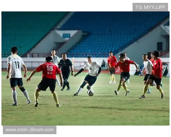足球队成功抵达随州 为即将开启的友谊赛做好充分准备